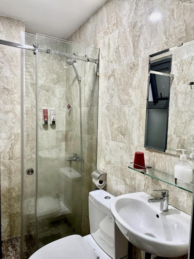 The Jade Hotel Near Tan Son Nhat Airport Ho Chi Minh-stad Buitenkant foto